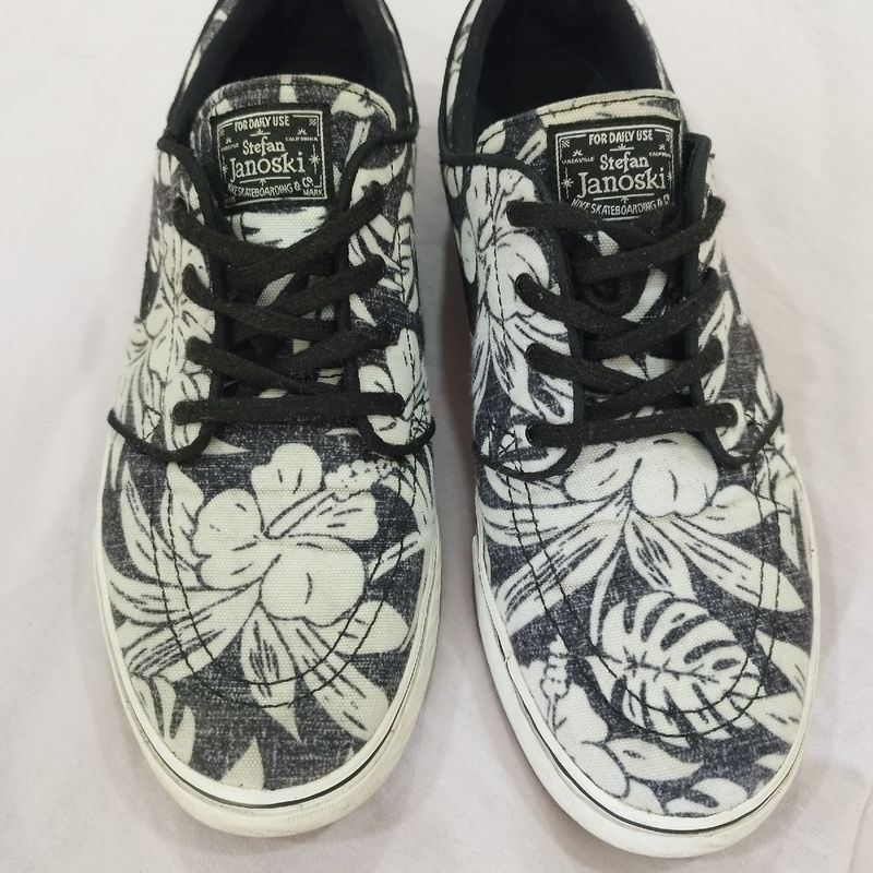 Nike sb zoom store stefan janoski canvas floral