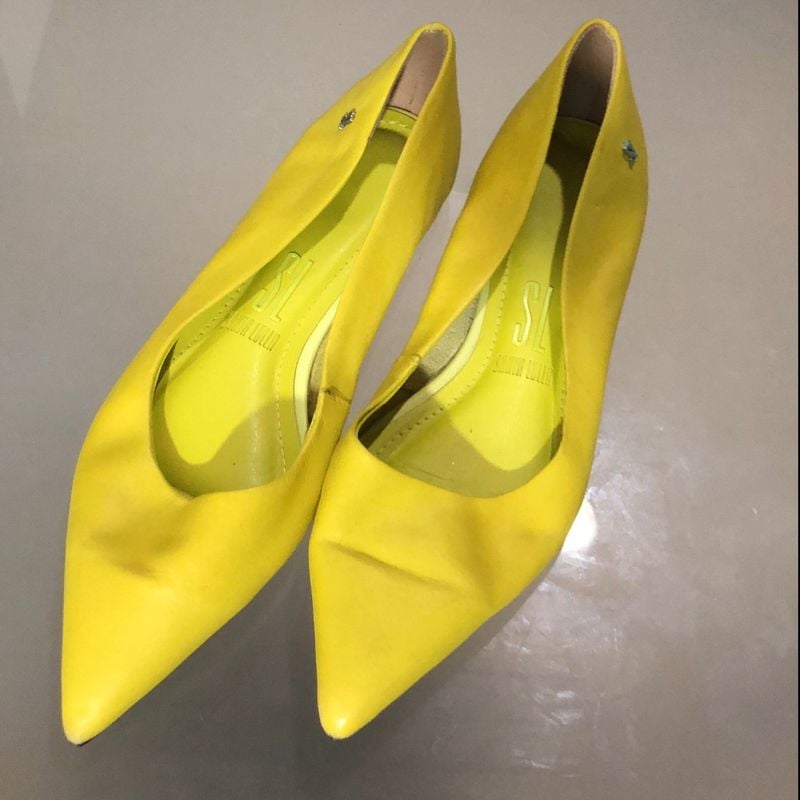Sapatilha Amarela de Bico Fino Santa Lolla Usado 109110572 enjoei
