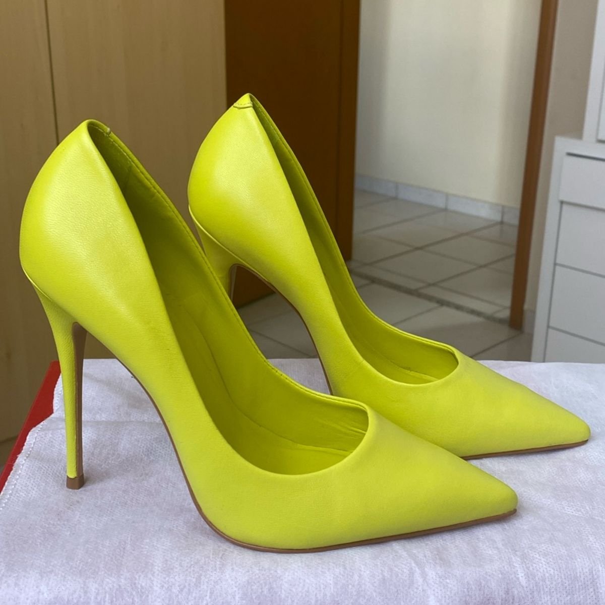 Scarpin Verde Neon Carrano Sapato Feminino Carrano Nunca Usado