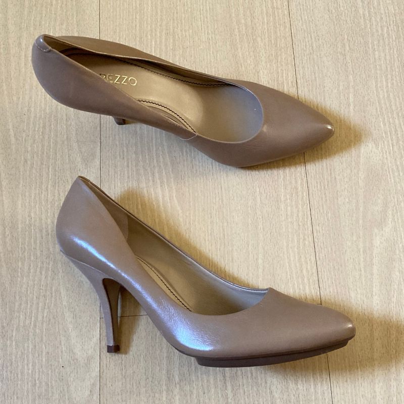 Scarpin Bege Sato M dio Arezzo Sapato Feminino Arezzo Usado