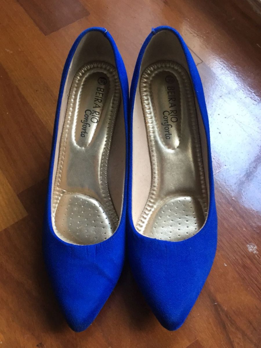 scarpin beira rio azul