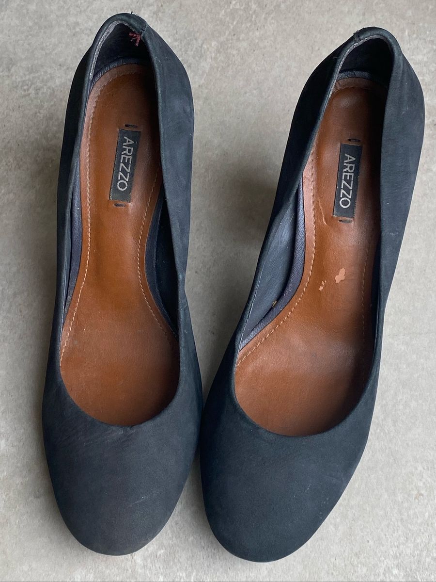 scarpin bico redondo arezzo