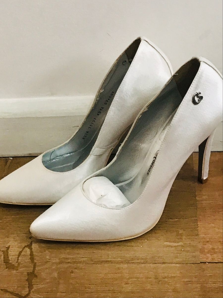 scarpin branco carmen steffens