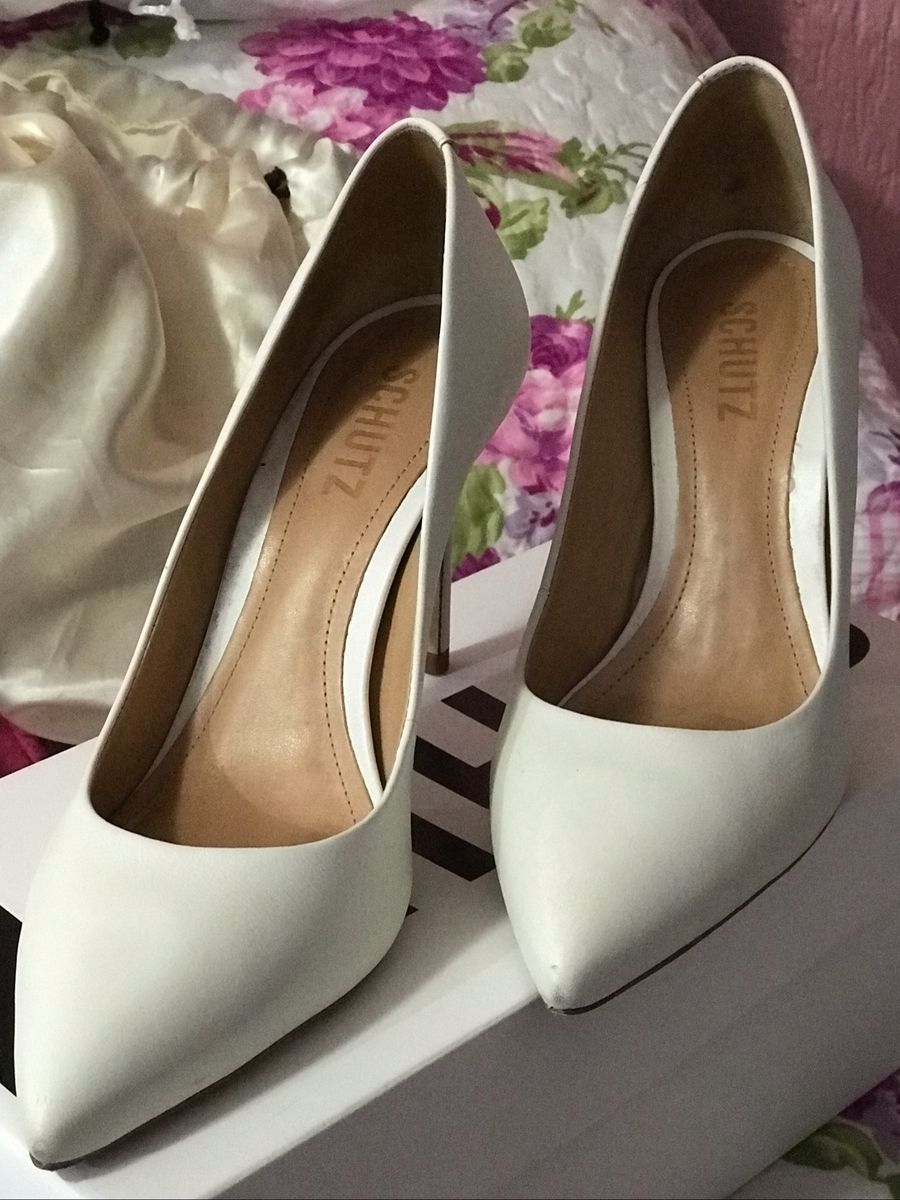 schutz sapato branco