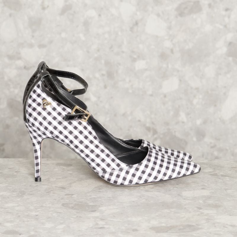 Scarpin branco sale carmen steffens