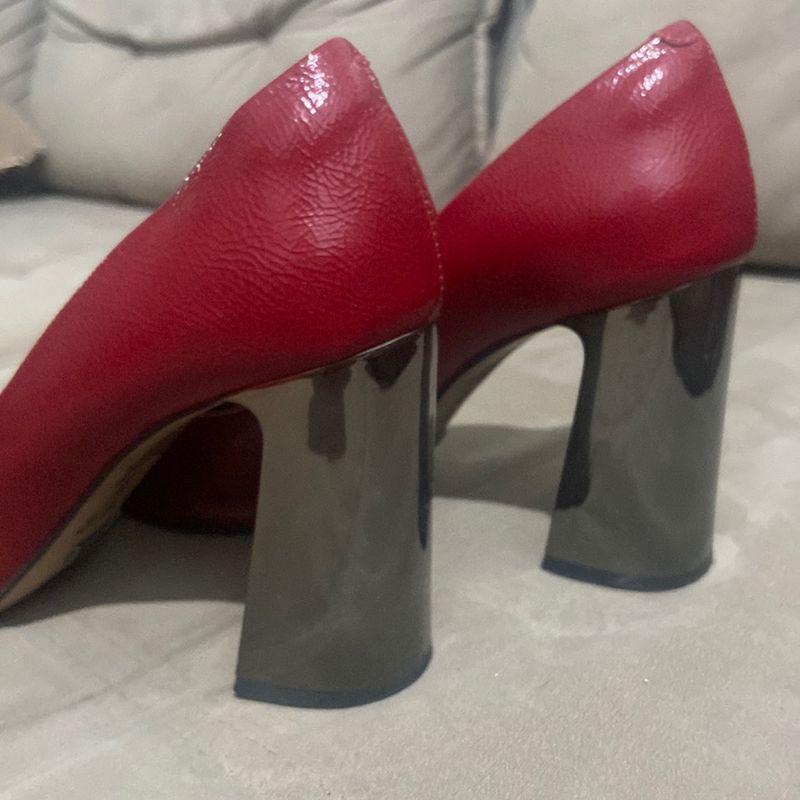 Scarpin cecconello hot sale vermelho