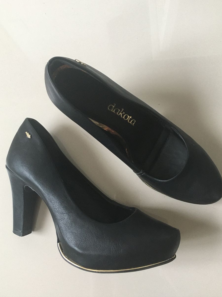 scarpin preto dakota