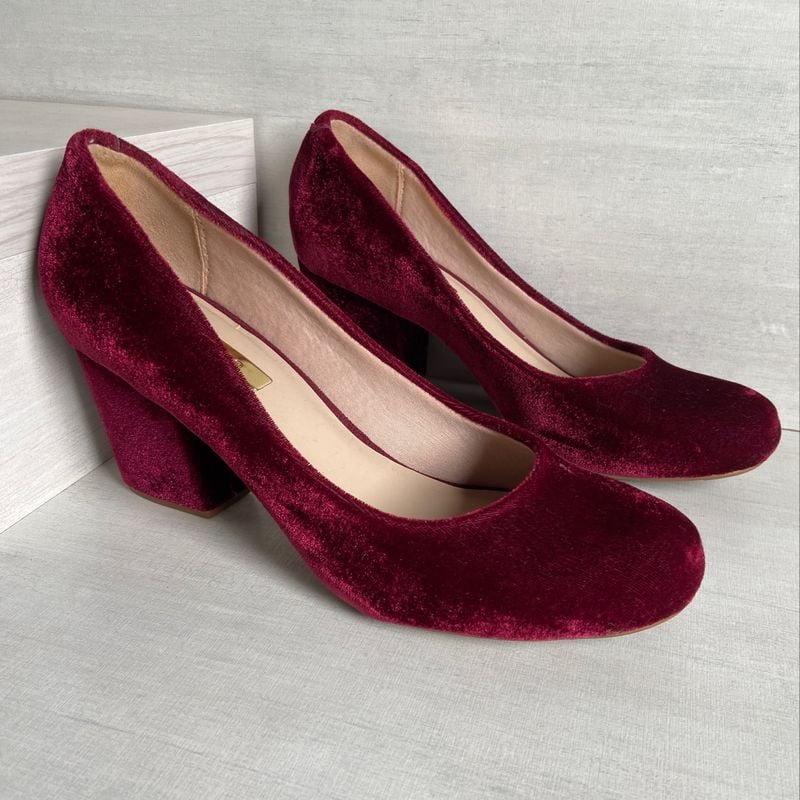 Scarpin vinho hot sale veludo