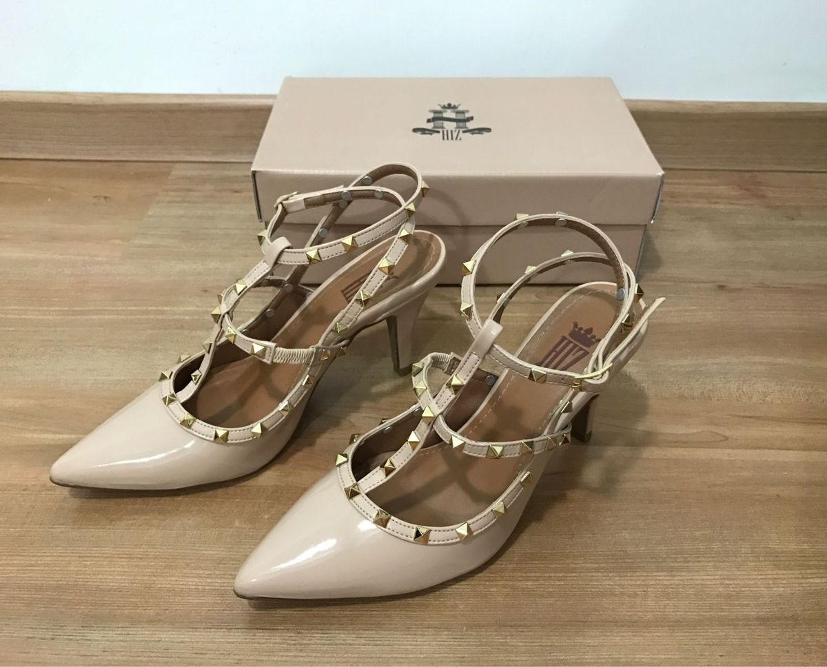 valentino sapato tachas