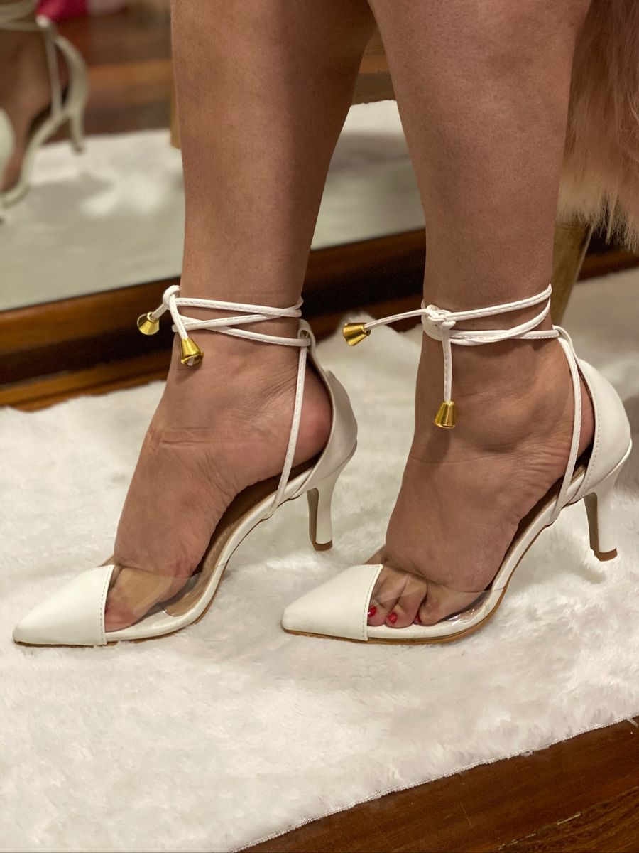 scarpin branco vinil