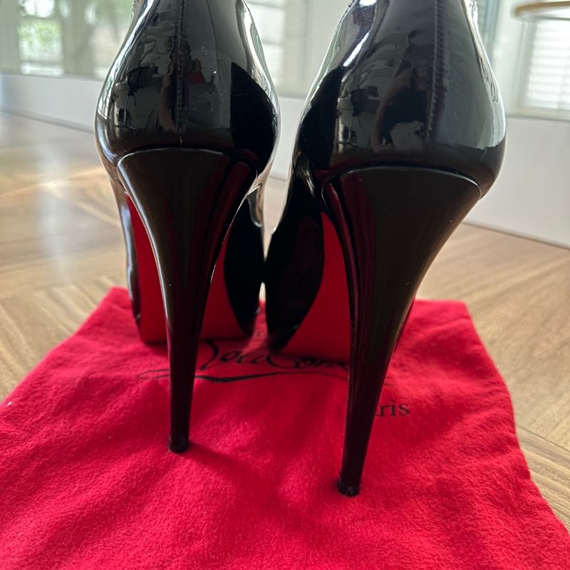 Scarpin Louboutin Tamanho 37 | Christian Louboutin Usado