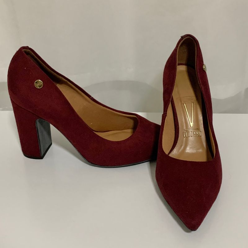 Scarpin marsala hot sale salto grosso