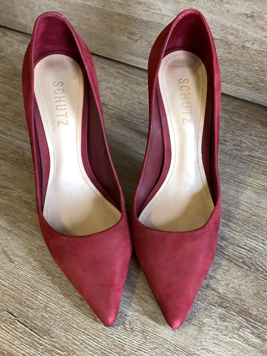 scarpin na cor marsala