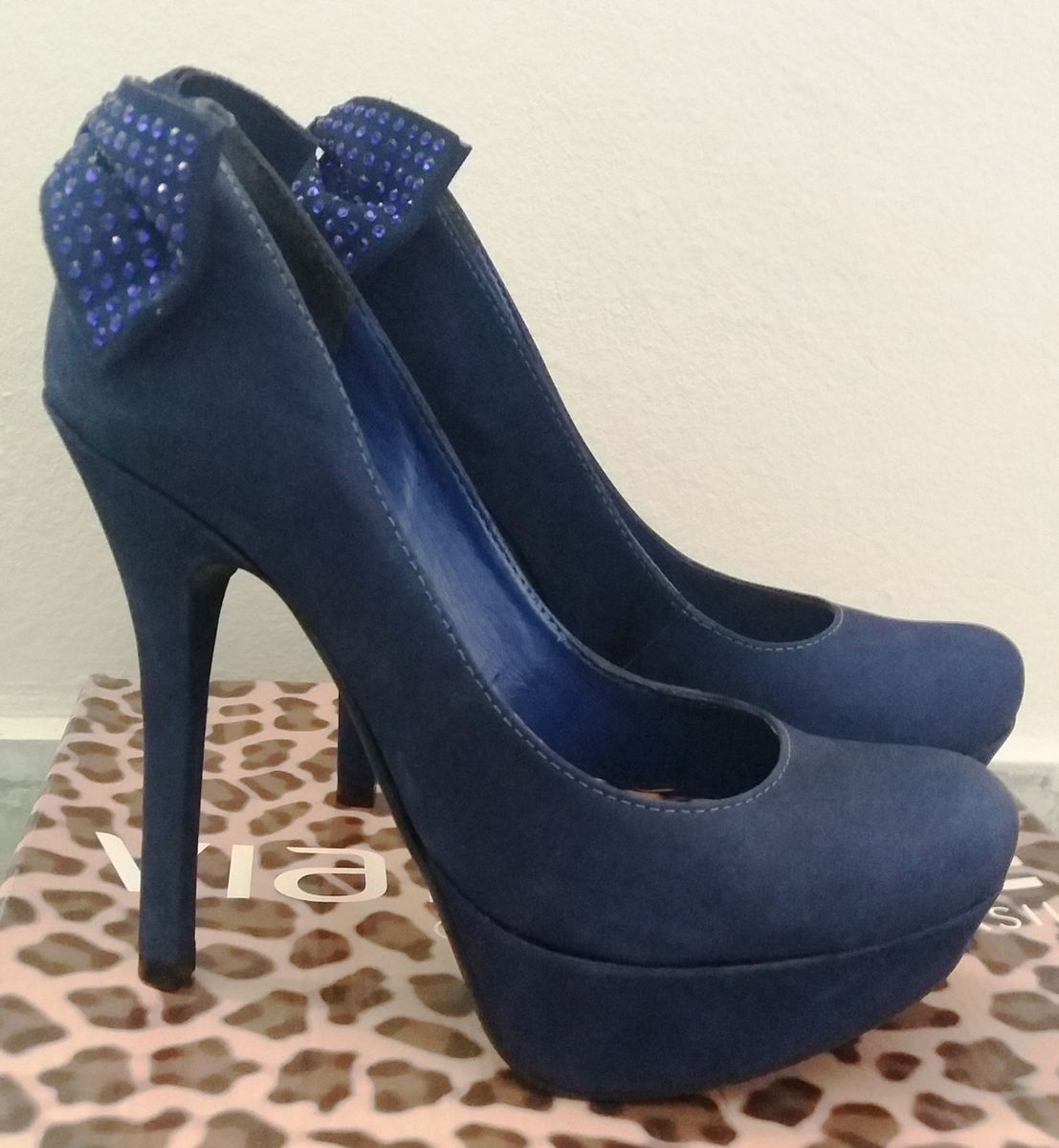 sapato azul marinho via marte