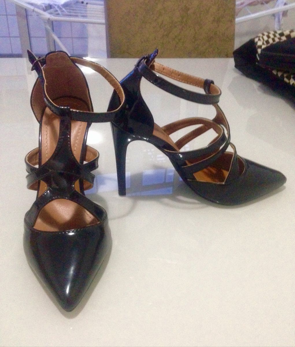 scarpin moderno