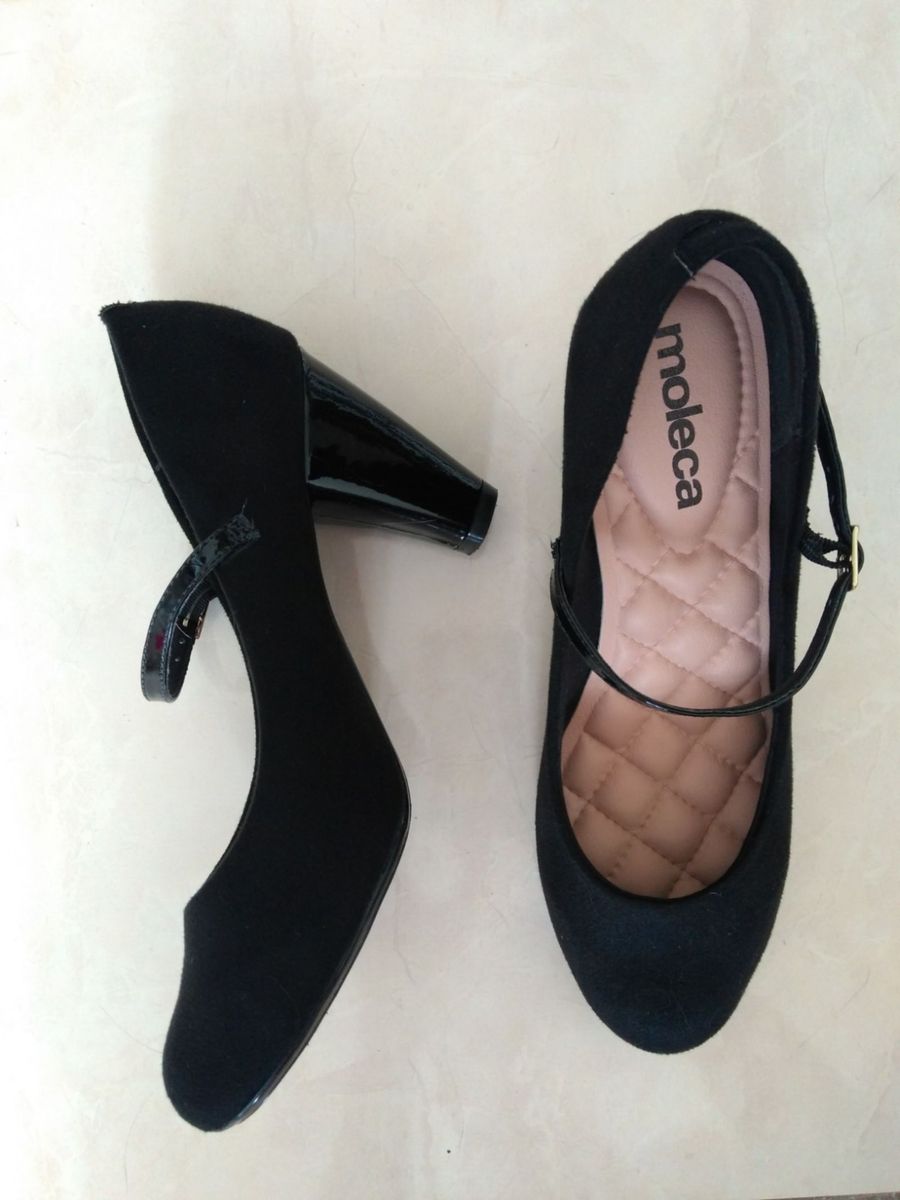 scarpin moleca preto