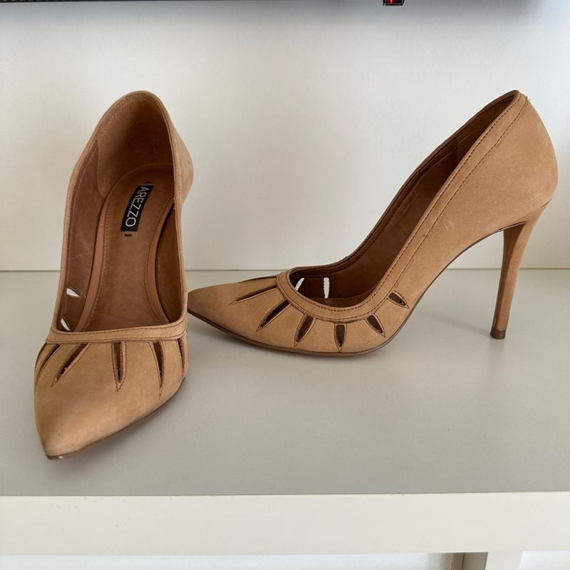 Scarpin nude hot sale arezzo