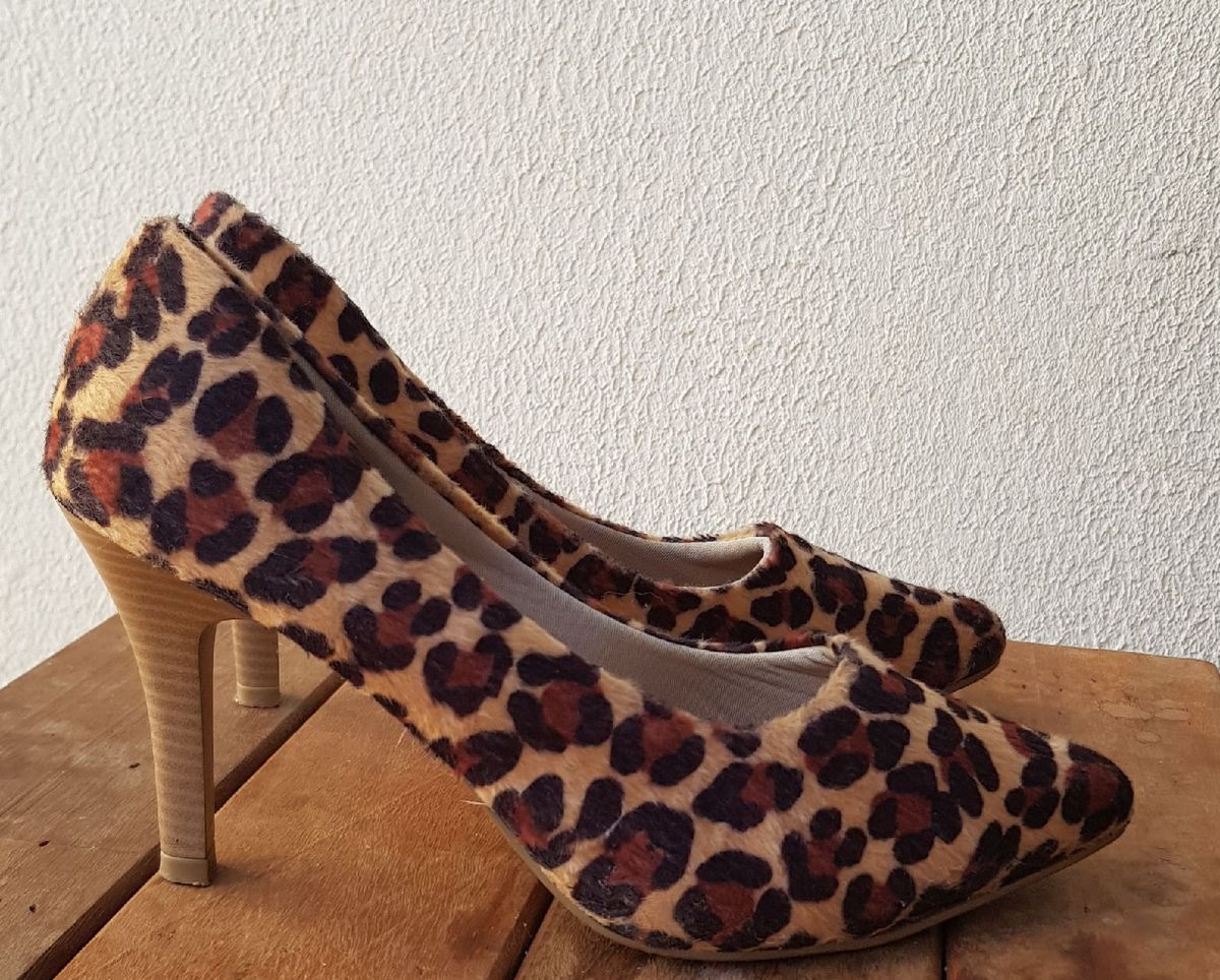 scarpin de onca dafiti