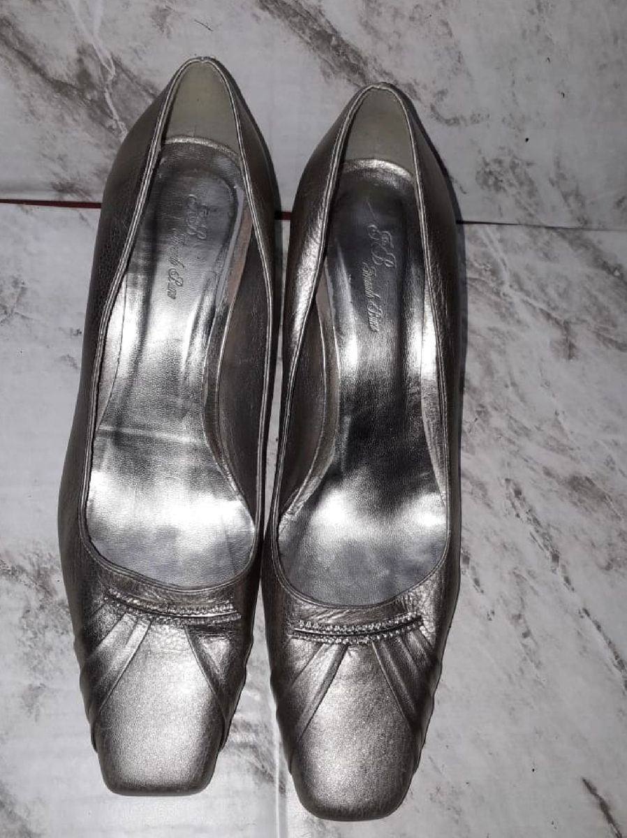 scarpin prata envelhecido