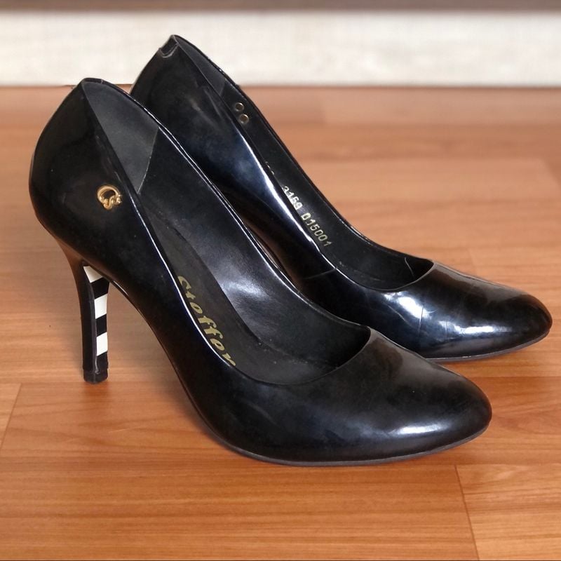 Scarpin preto sale bico redondo