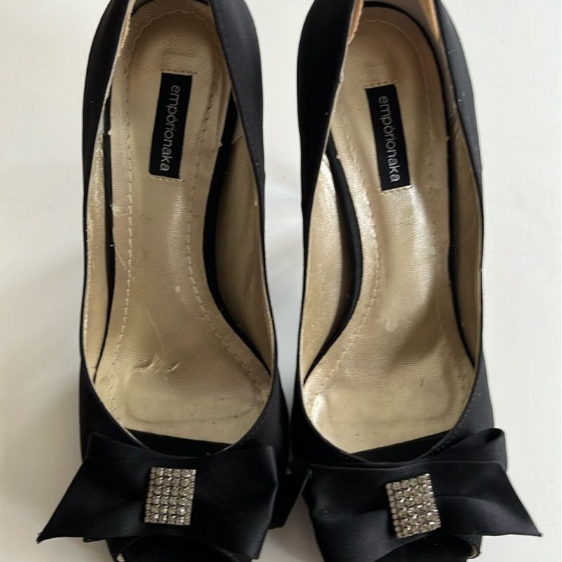 Scarpin preto hot sale festa