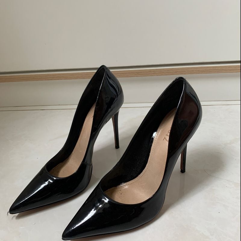 Schutz store scarpin preto