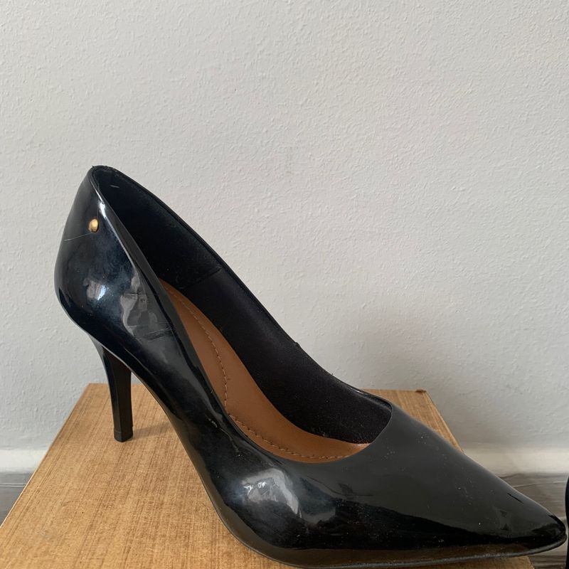 Scarpin preto hot sale prego