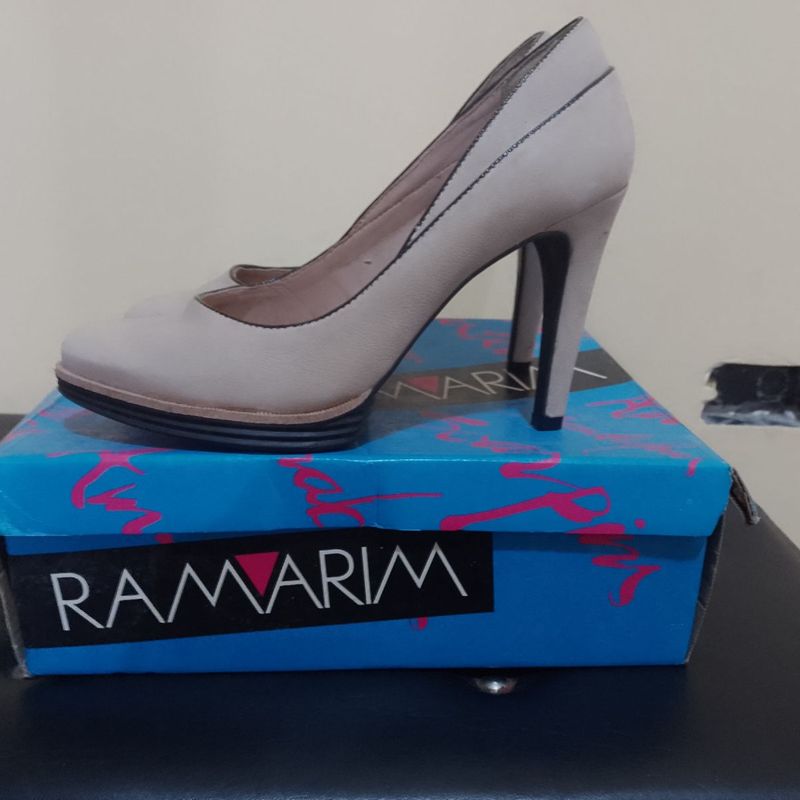 Scarpin store ramarim nude