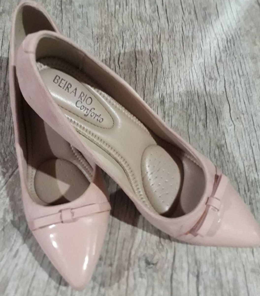scarpin rosa beira rio