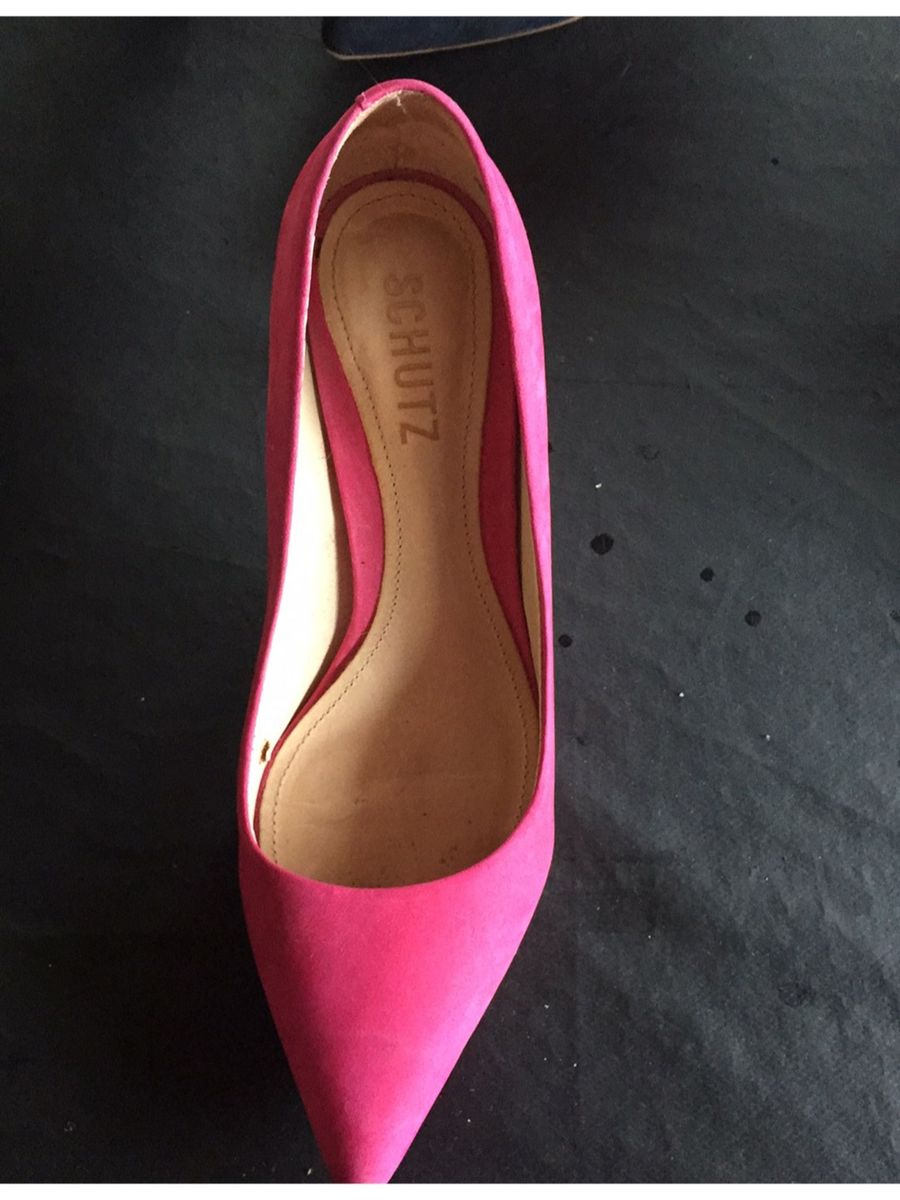 scarpin schutz rosa