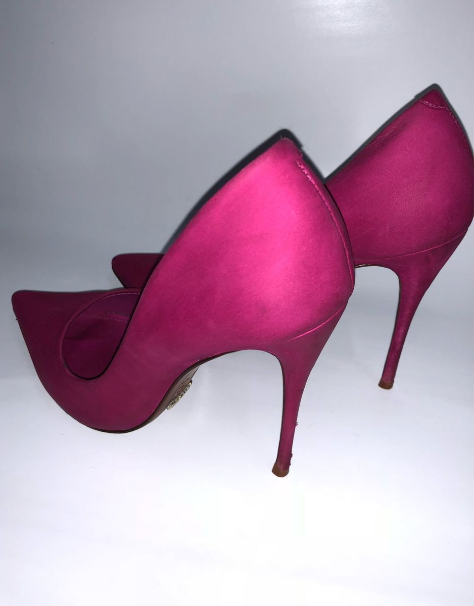 scarpin rosa pink schutz