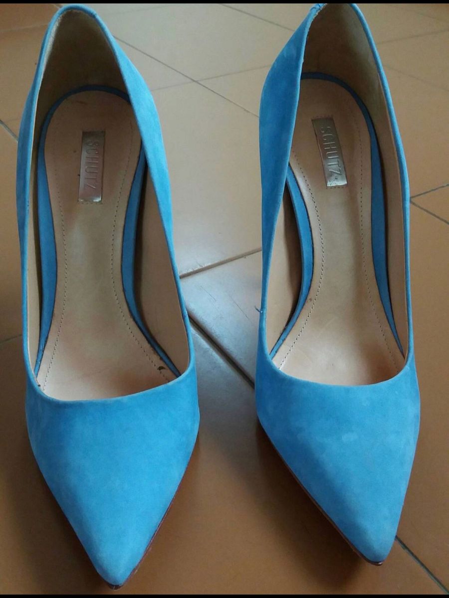 scarpin azul schutz