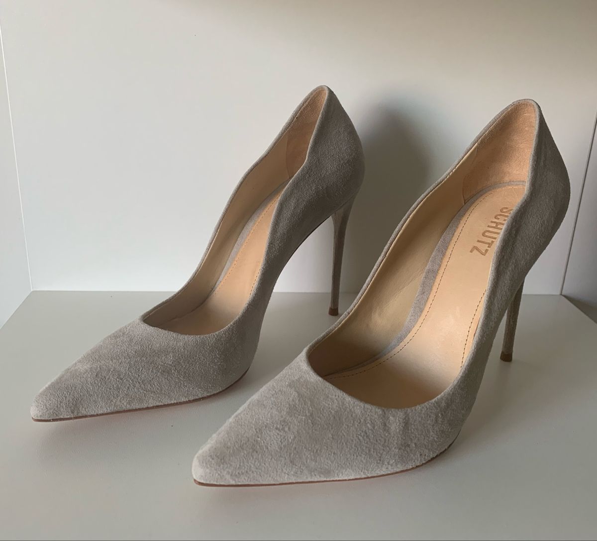 scarpin cor gelo