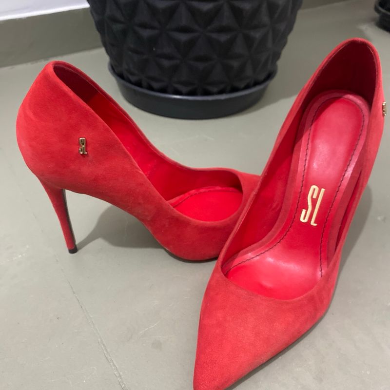 Scarpin vermelho 2024 santa lolla