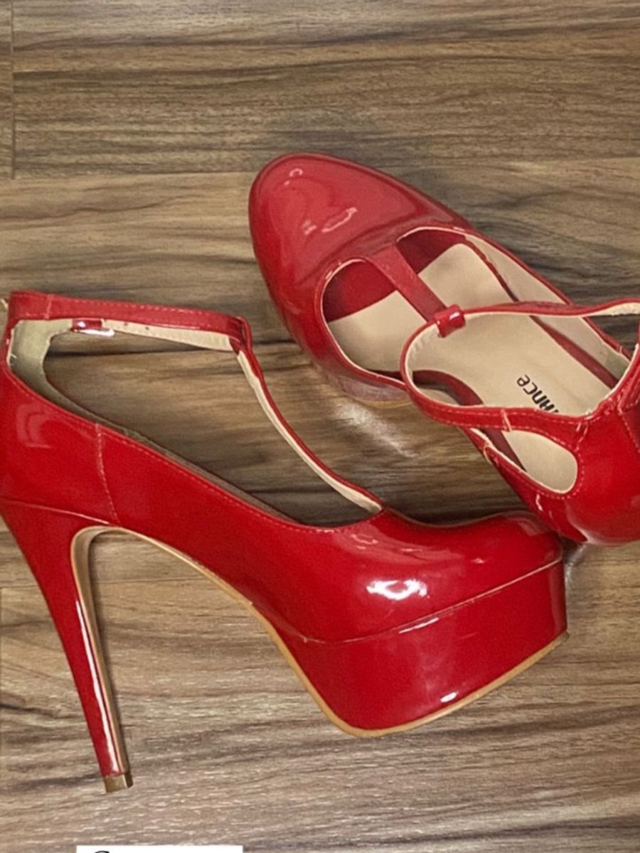 Scarpin hot sale vermelho constance