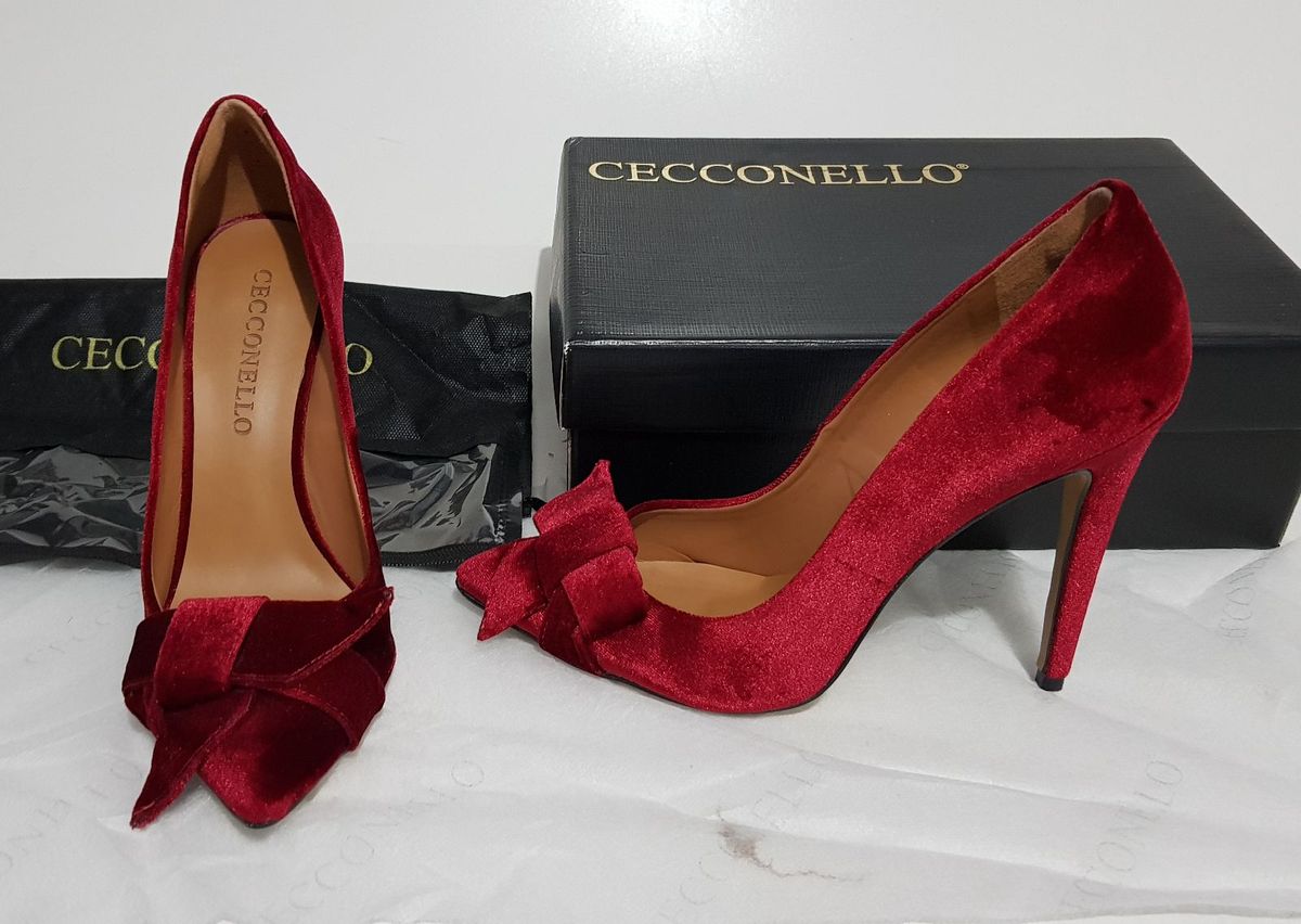 scarpin vermelho veludo