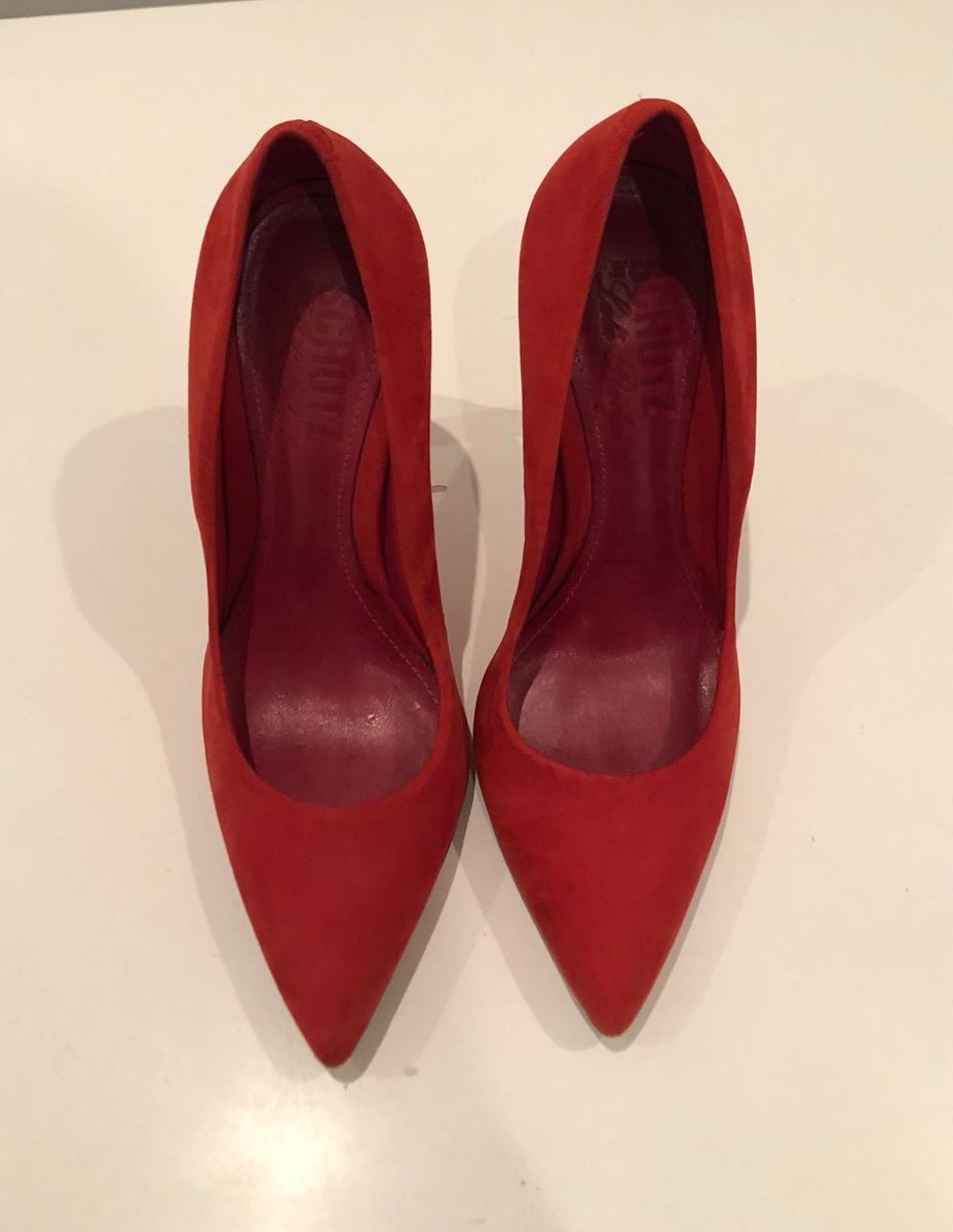 schutz scarpin vermelho