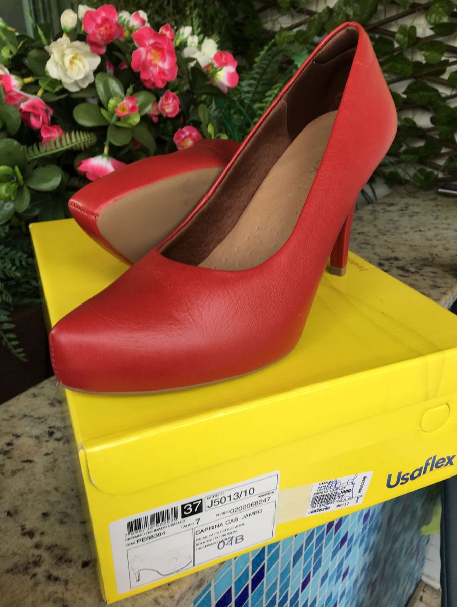 scarpin vermelho usaflex