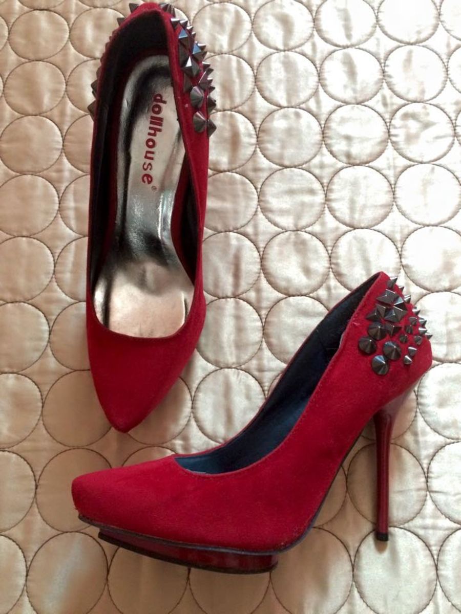 scarpin vermelho veludo