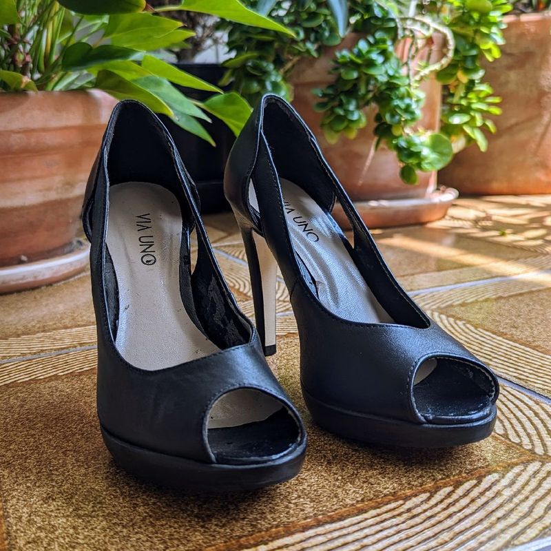 Scarpin preto orders plataforma