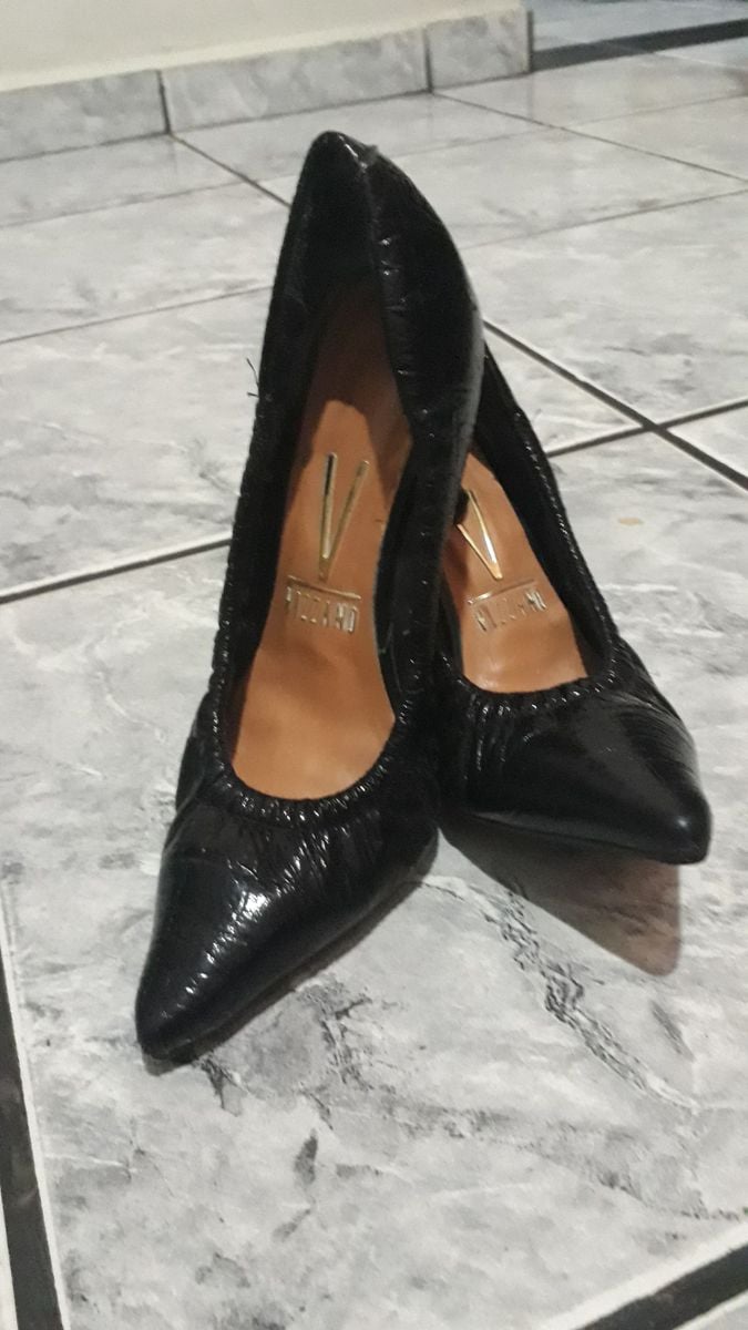 scarpin preto vizzano salto baixo
