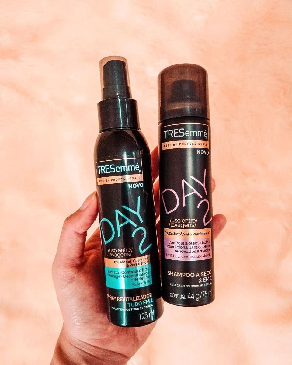 Shampoo a Seco + Spray Revitalizador Cosmético Feminino Tresemmé
