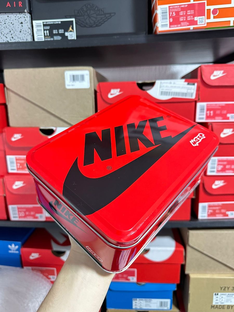 Shoe Box de Metal Maze - Air Jordan (Colecionável) | Item de
