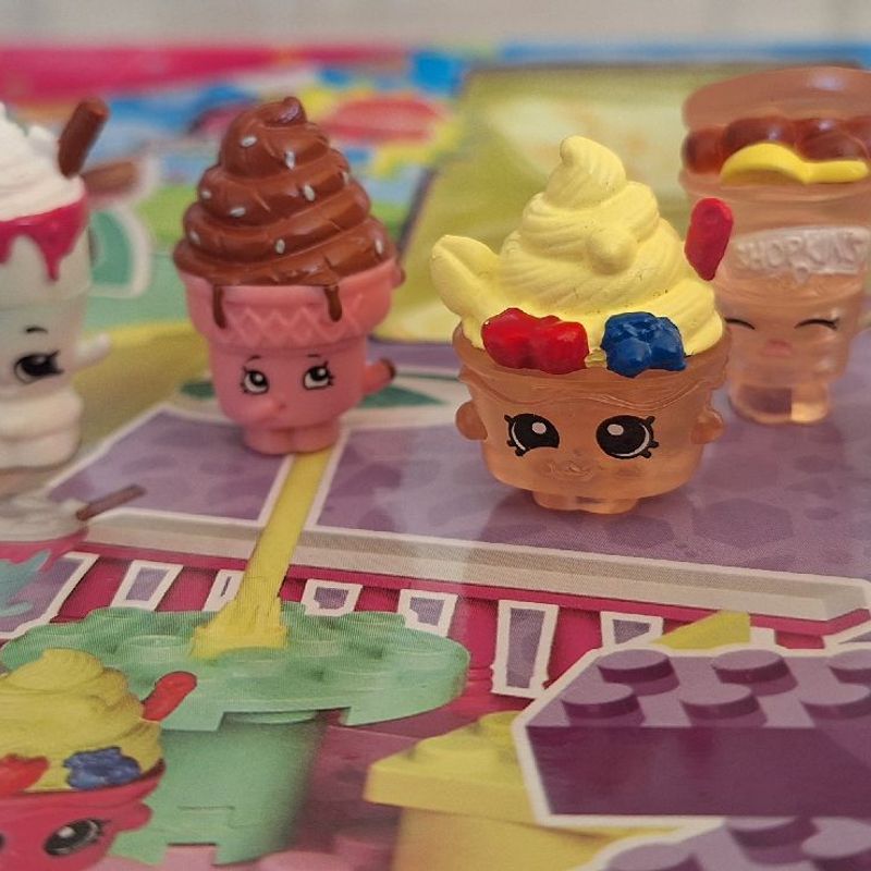 Shopkins Season Shopkins Kinstructions Ice Cream Shop Shopkins