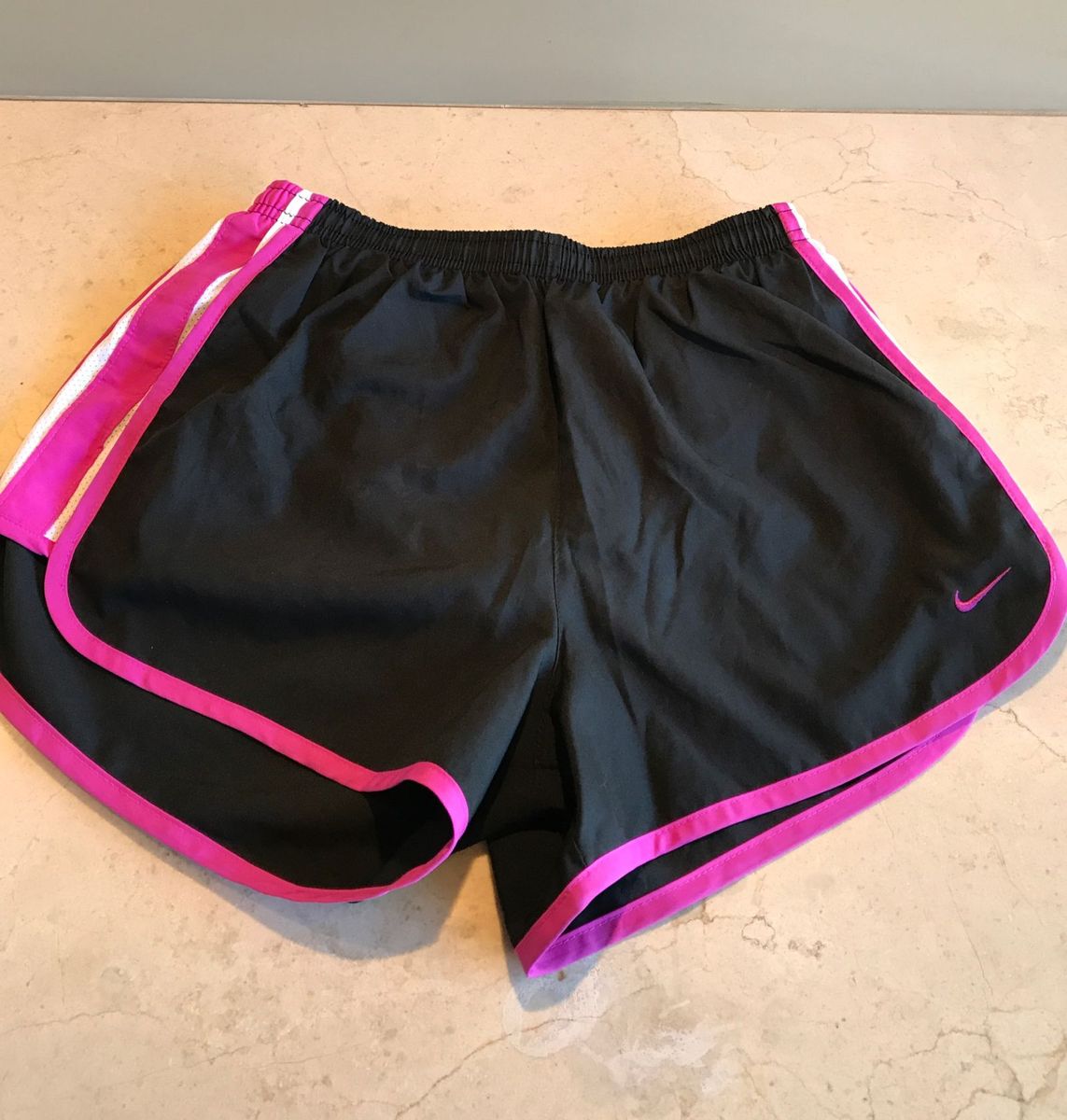 shorts de academia nike feminino