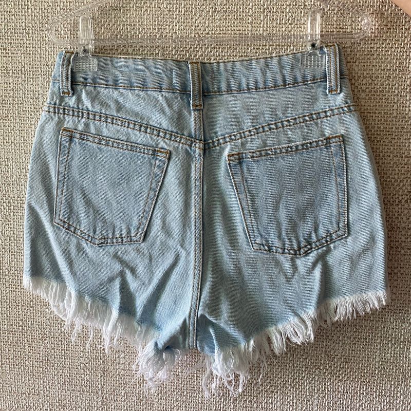 Short Feminino Jeans Alto Destroyed Degrant | Closet