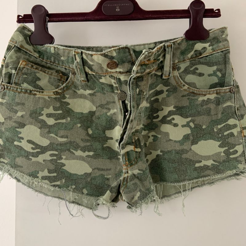 Short store jeans camuflado