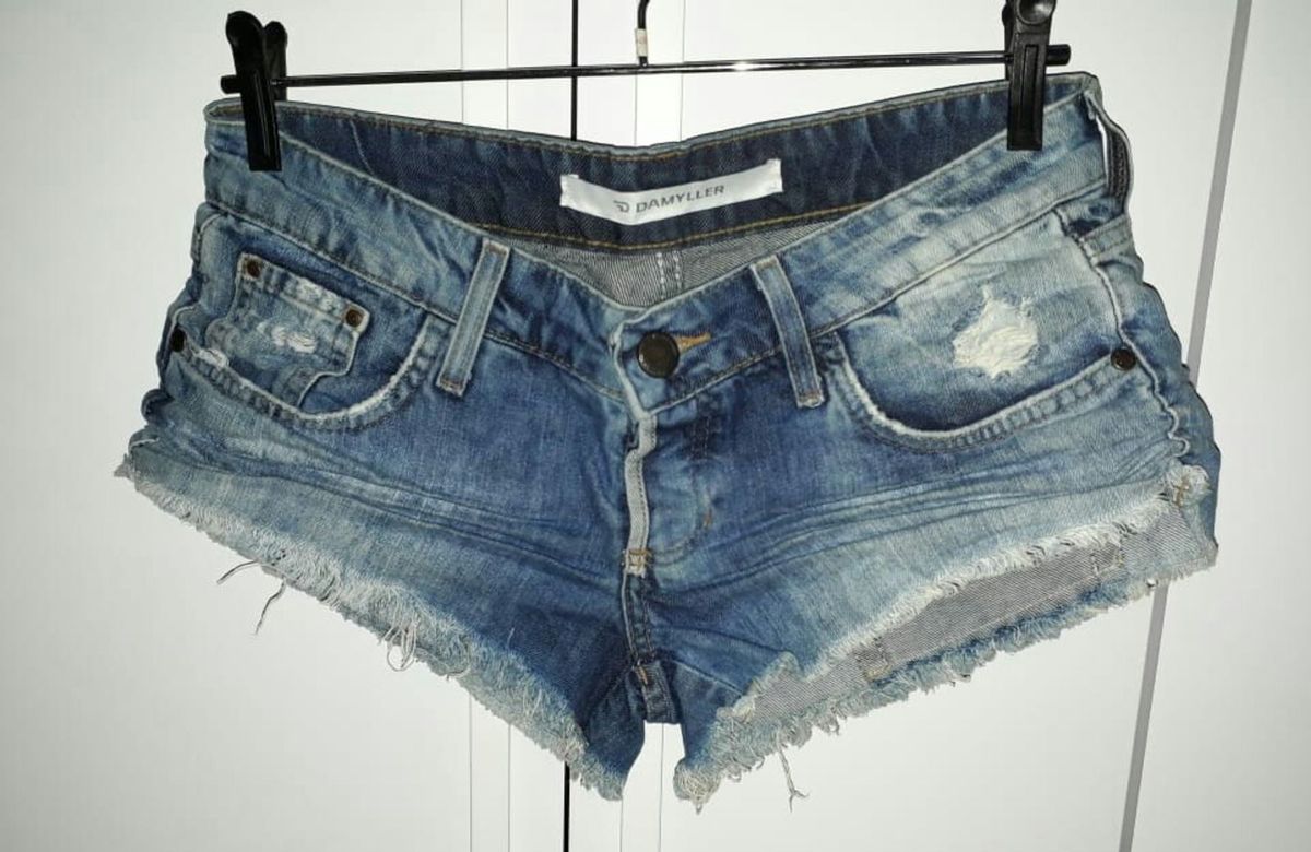 short jeans cos baixo