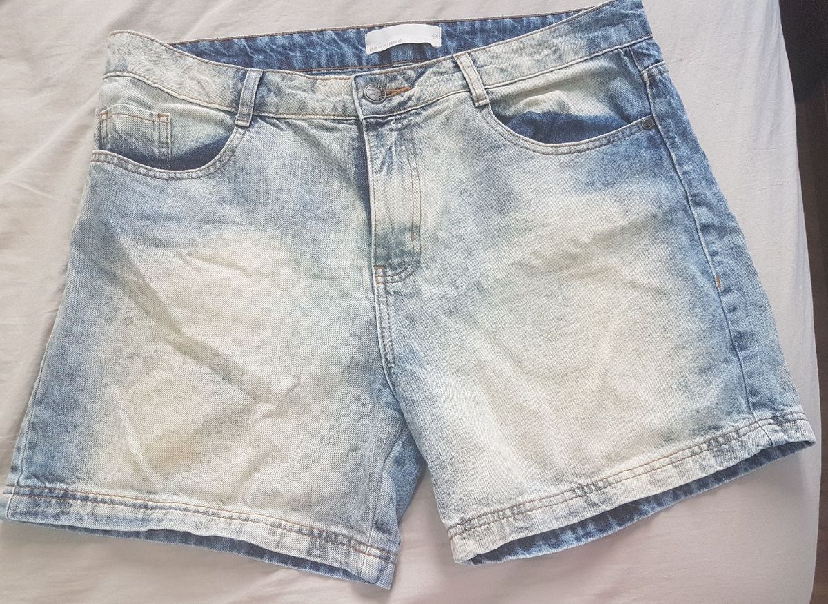 short jeans desbotado