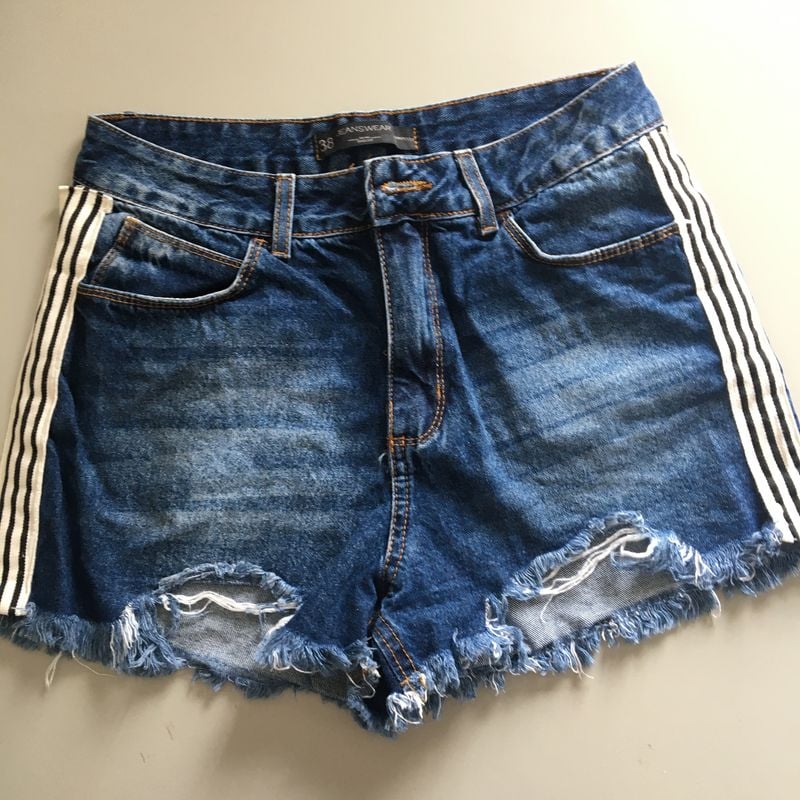 Short jeans feminino store com listra lateral